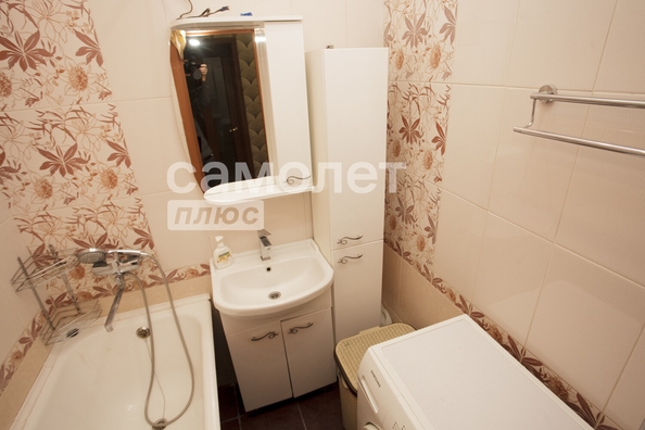 
  Продается 3-комн. квартира, 75.8 м², Патриотов ул, д. 7
. Фото 10.