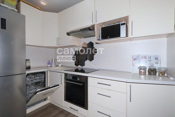 
  Продается 3-комн. квартира, 52.5 м², Базовая ул, д. 4В
. Фото 4.