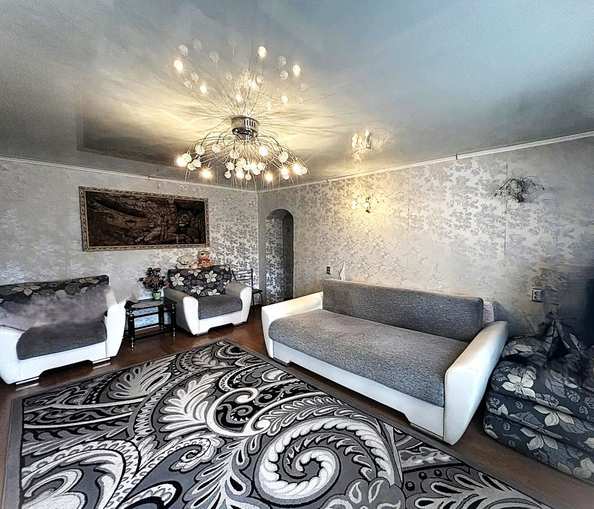 
  Продается 4-комн. квартира 90.5 м². Фото 2.