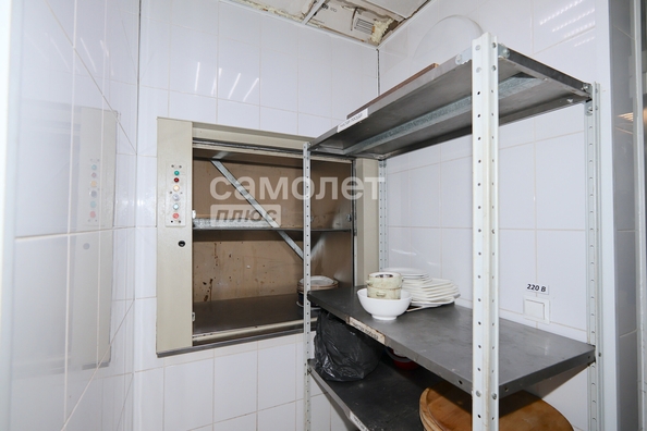 
  Сдается универсальное помещение 571 м². Фото 24.