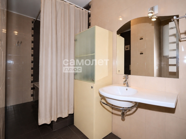 
  Продается 3-комн. квартира 210.2 м². Фото 14.