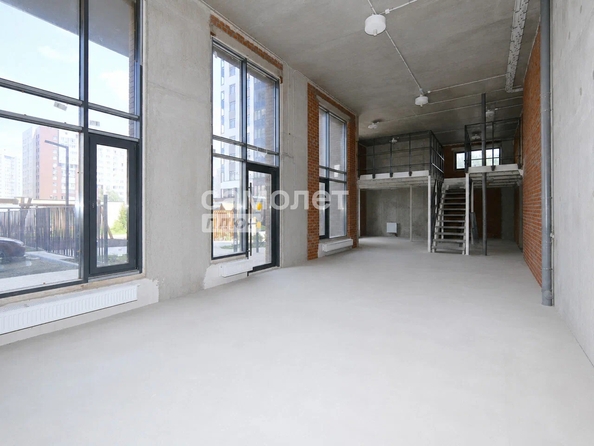 
  Продается торговая площадь 127.7 м², в ЖК Чемпион-парк, дом 2. Фото 2.