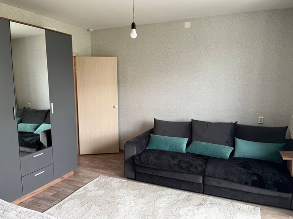 
  Сдается 1-комн. квартира 35.2 м². Фото 1.