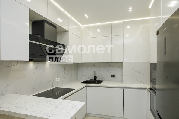 
  Продается 3-комн. квартира 80.6 м², в ЖК Мичуринская аллея, дом 58 корп 1. Фото 16.