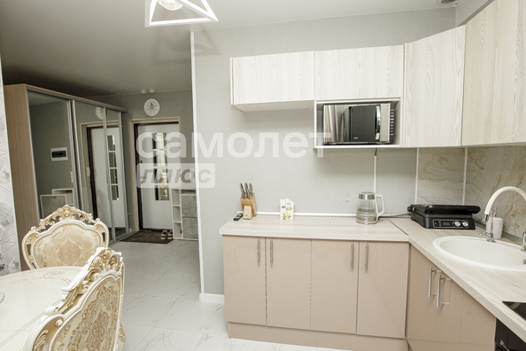 
  Продается 1-комн. квартира 32 м², в ЖК Времена года, дом 7. Фото 3.