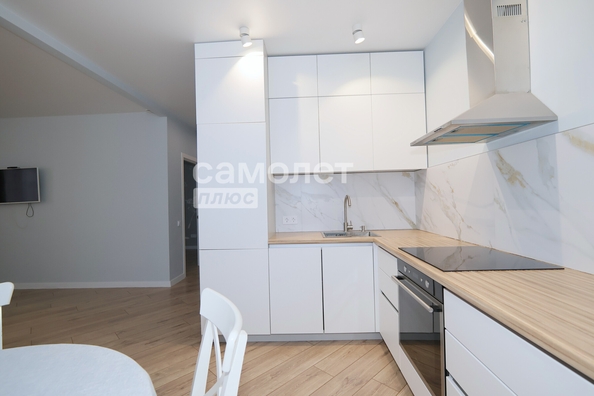 
  Продается 2-комн. квартира 57 м², в ЖК Панорама, (Октябрьский, 32Б). Фото 3.