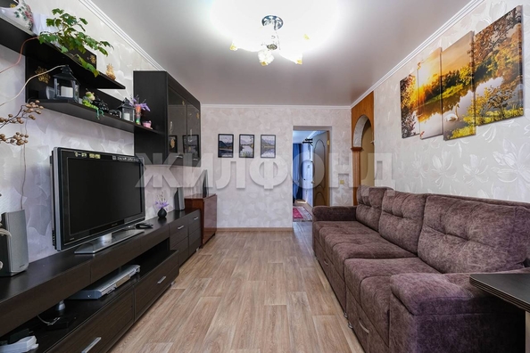 
   Продам 3-комнатную, 60.7 м², Грунтовая ул, 12

. Фото 2.
