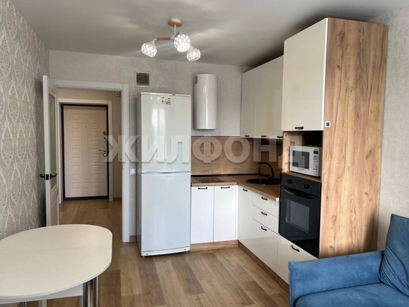 
   Продам 1-комнатную, 36.5 м², Кубовая ул, 53/1

. Фото 1.
