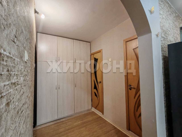 
   Продам 2-комнатную, 56.2 м², Связистов ул, 15

. Фото 2.