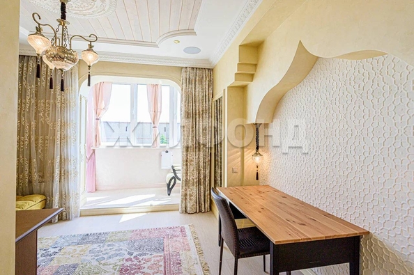 
   Продам 4-комнатную, 143 м², Романова ул, 25

. Фото 14.
