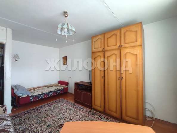 
   Продам 1-комнатную, 28.9 м², Ветеранов Войны б-р, 16

. Фото 2.