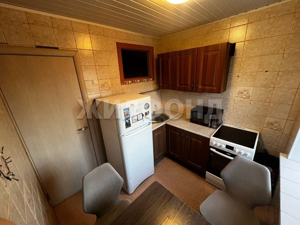 
   Продам 1-комнатную, 32.9 м², Ватутина ул, 18А

. Фото 5.