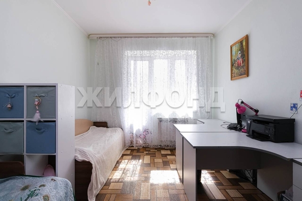 
   Продам 3-комнатную, 70.4 м², , 30/3

. Фото 5.