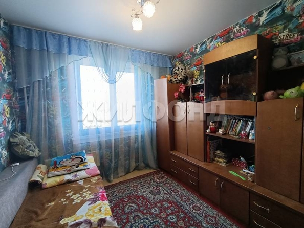 
   Продам 4-комнатную, 77.4 м², Троллейная ул, 152

. Фото 17.