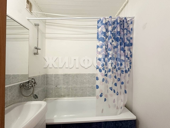 
   Продам 1-комнатную, 37.3 м², Петухова ул, 95/1

. Фото 8.