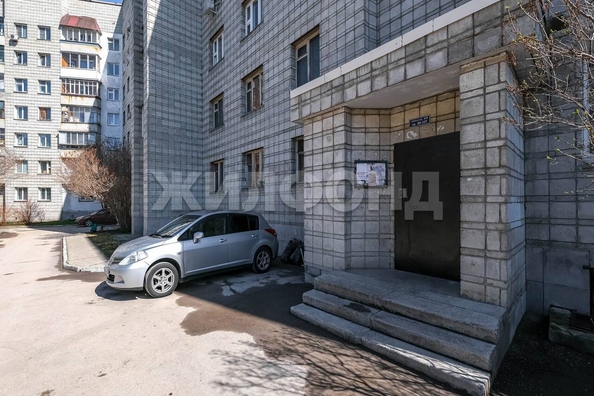 
   Продам 2-комнатную, 51.7 м², Краснообск, 218

. Фото 40.