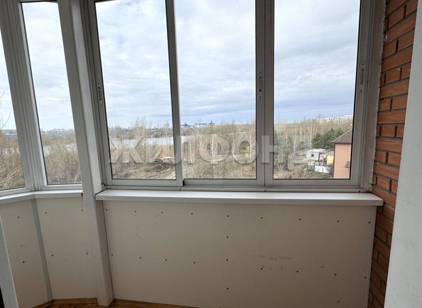 
   Продам 3-комнатную, 77.6 м², Волховская ул, 33/1

. Фото 15.