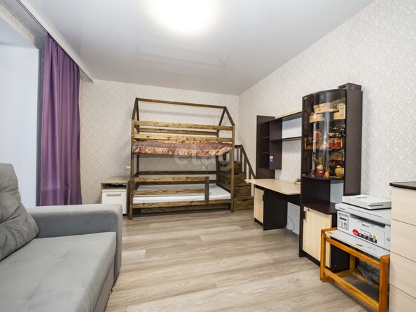 
   Продам 1-комнатную, 39 м², Мясниковой ул, 30

. Фото 2.