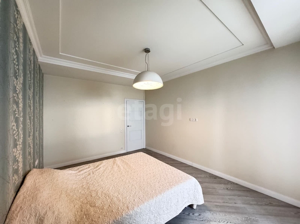 
   Продам 3-комнатную, 89 м², Сухарная ул, 101

. Фото 5.