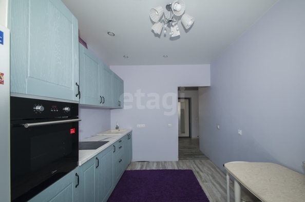 
   Продам 2-комнатную, 51.6 м², Юности ул, 3

. Фото 2.