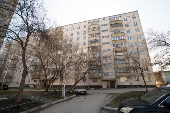 
   Продам 4-комнатную, 75.3 м², Оловозаводская ул, 1/3

. Фото 23.