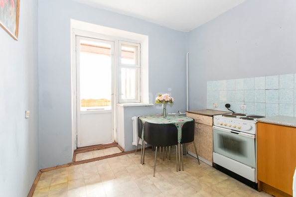 
   Продам 2-комнатную, 57.4 м², Новогодняя ул, 43

. Фото 2.