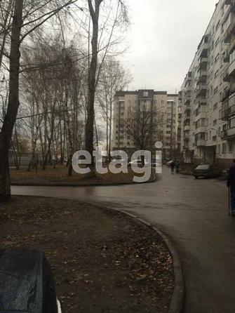 
   Продам 3-комнатную, 59.6 м², Петухова ул, 122/1

. Фото 3.