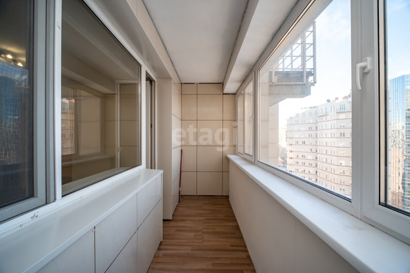 
   Продам 2-комнатную, 67.9 м², Сибревкома ул, 7/1

. Фото 6.