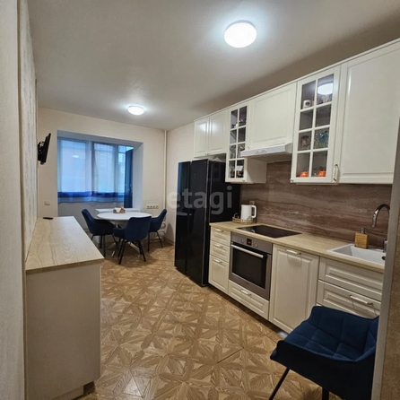 
   Продам 3-комнатную, 81.3 м², Семьи Шамшиных ул, 18

. Фото 7.
