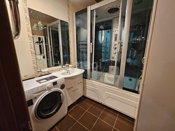 
   Продам 3-комнатную, 81.3 м², Семьи Шамшиных ул, 18

. Фото 25.