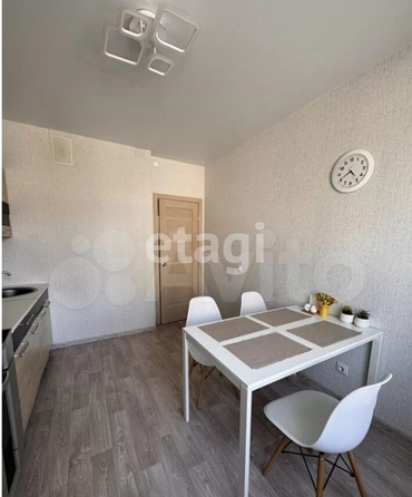 
   Продам 1-комнатную, 39.7 м², Аэропорт ул, 1к1

. Фото 4.