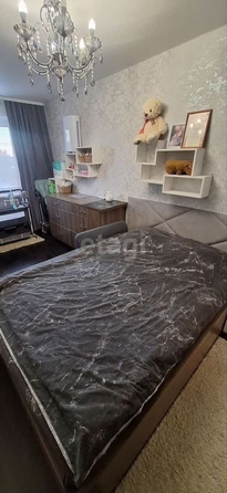 
   Продам 3-комнатную, 59 м², Объединения ул, 90/1

. Фото 6.