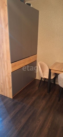 
   Продам 3-комнатную, 59 м², Объединения ул, 90/1

. Фото 15.