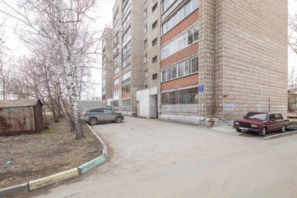 
   Продам 2-комнатную, 50.7 м², Марата ул, 1

. Фото 20.