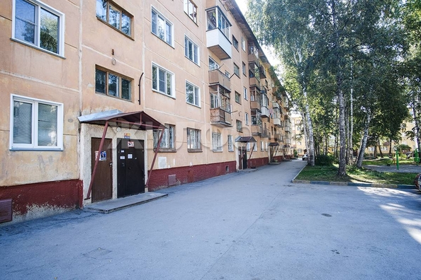 
  Продается 3-комн. квартира, 58.3 м², Зорге ул, д. 157
. Фото 2.