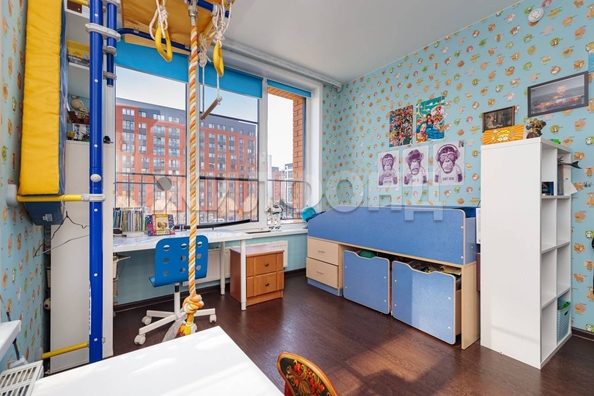 
   Продам 3-комнатную, 75.7 м², Владимира Заровного ул, 26

. Фото 15.