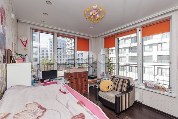 
   Продам 3-комнатную, 75.7 м², Владимира Заровного ул, 26

. Фото 26.