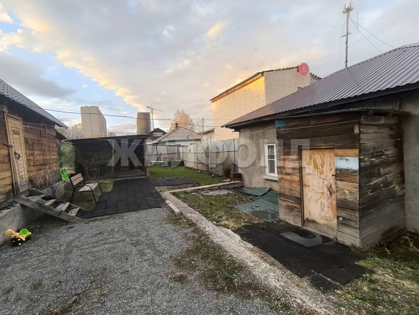 
   Продам дом, 28 м², Новосибирск

. Фото 8.