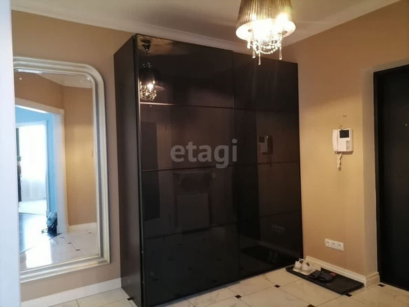 
   Продам 3-комнатную, 107.2 м², 6-й микрорайон, 15

. Фото 31.