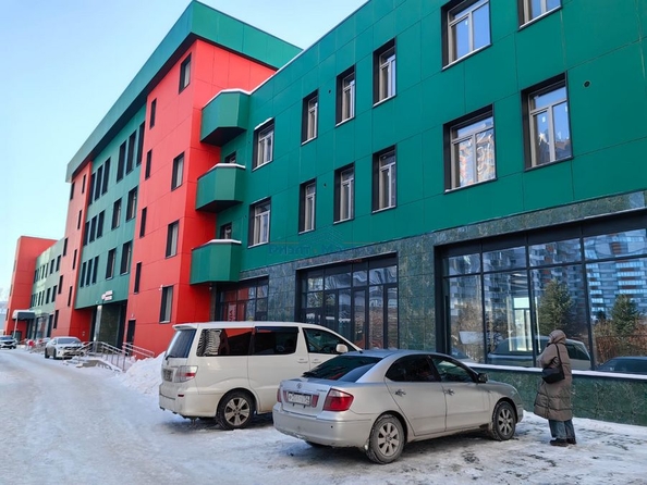 
   Продам 1-комнатную, 35.9 м², Лескова ул, 33

. Фото 1.