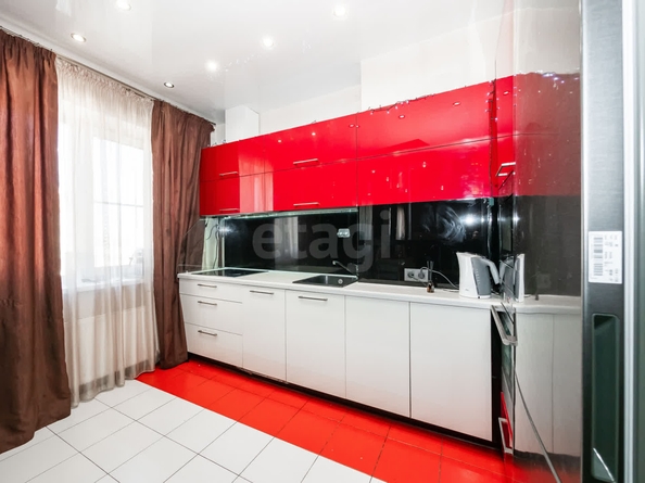 
   Продам студию, 64.5 м², Сухарная ул, 101

. Фото 1.