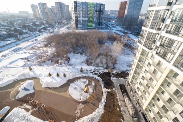 
   Продам 1-комнатную, 38 м², Ясный Берег ул, 43

. Фото 25.