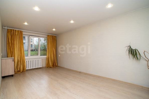 
   Продам 3-комнатную, 60.2 м², Немировича-Данченко ул, 135а

. Фото 1.