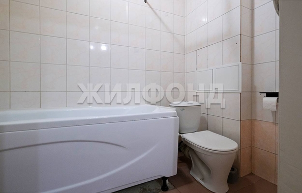 
   Продам 1-комнатную, 40.8 м², Вертковская ул, 38

. Фото 13.