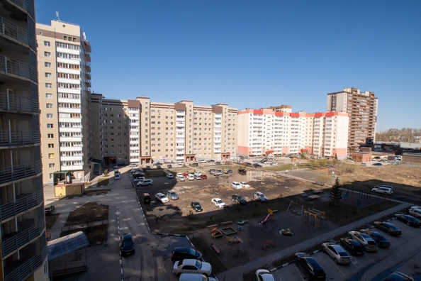 
   Продам 3-комнатную, 76.9 м², Петухова ул, 14/5

. Фото 21.
