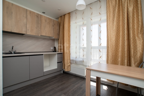 
   Продам 1-комнатную, 32.1 м², Рельефная ул, 106/1

. Фото 1.