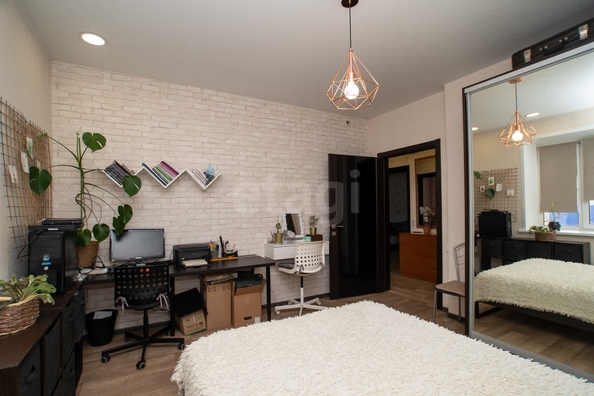
   Продам 3-комнатную, 71.5 м², Петухова ул, 6/4

. Фото 18.