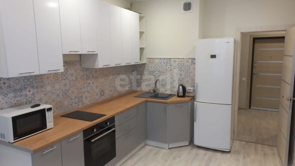 
  Сдам в аренду 1-комнатную квартиру, 45 м², Новосибирск

. Фото 1.