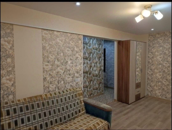 
  Сдам в аренду 1-комнатную квартиру, 31 м², Новосибирск

. Фото 1.