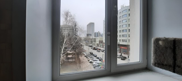 
   Продам 3-комнатную, 75 м², Ленина ул, 55

. Фото 3.
